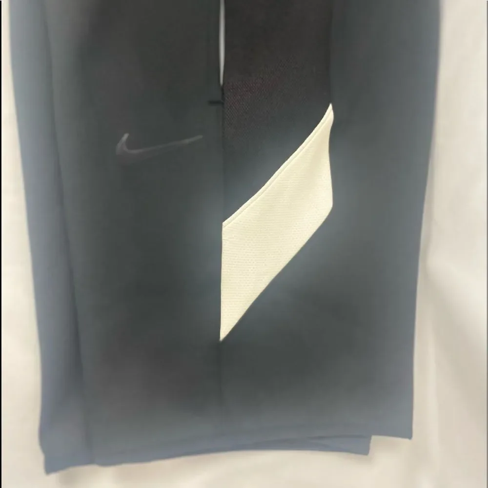 Nike Therma Flex Showtime Basketball Shorts  // AJ6320-010 // Small // NEW - Picture 12 of 16